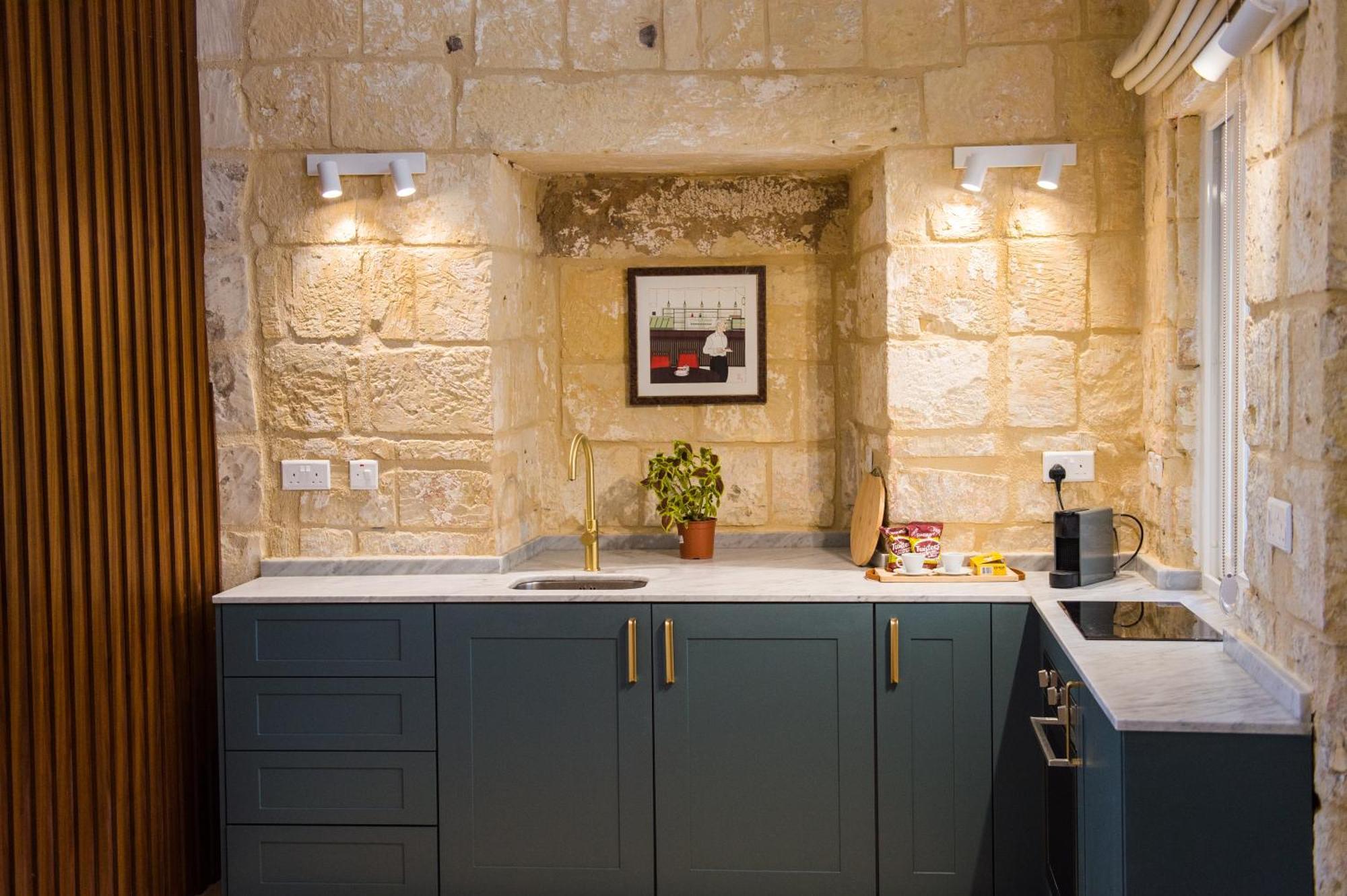 San Anton Suites แอตตาร์ด ภายนอก รูปภาพ