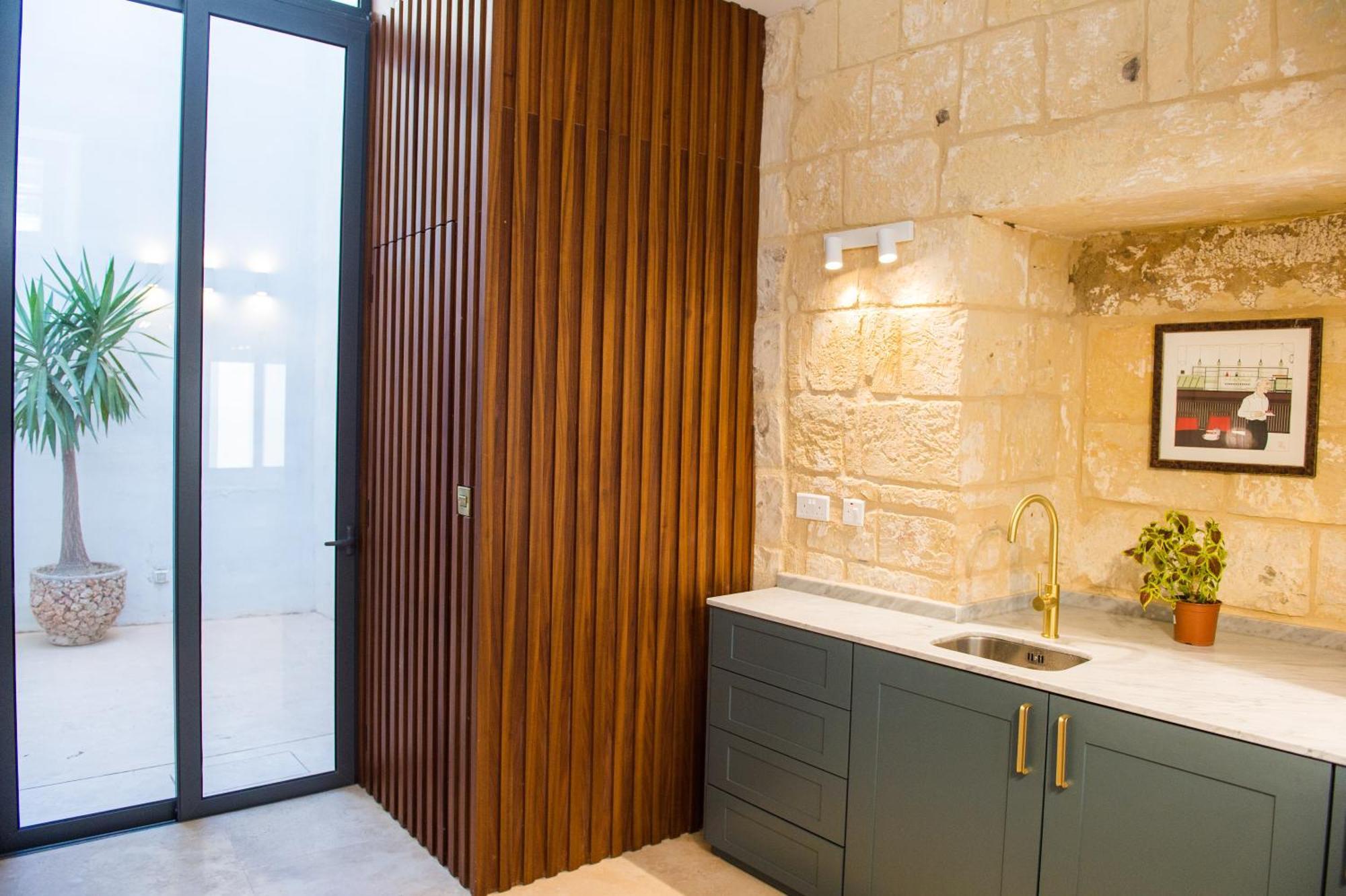 San Anton Suites แอตตาร์ด ภายนอก รูปภาพ