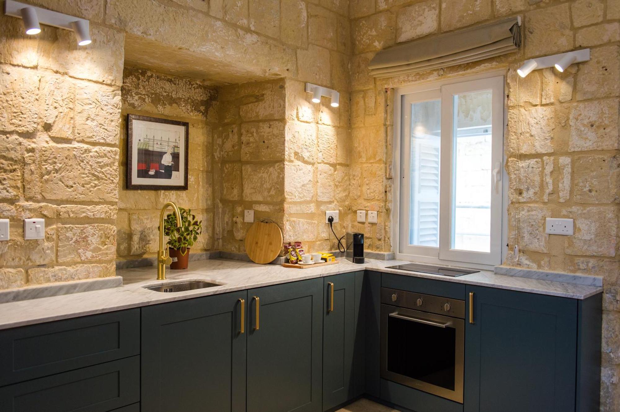 San Anton Suites แอตตาร์ด ภายนอก รูปภาพ